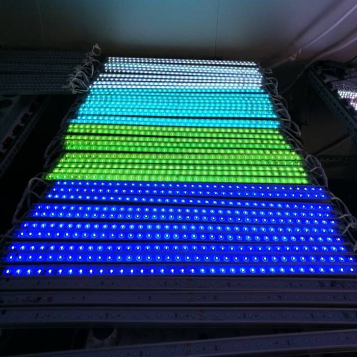 RGB DJ Music LED Light Bar for Stage building Decoration