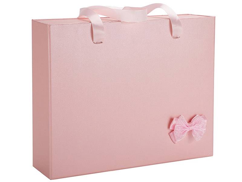 Sweet pink drawer box with pink ribbons and bow Featured Image