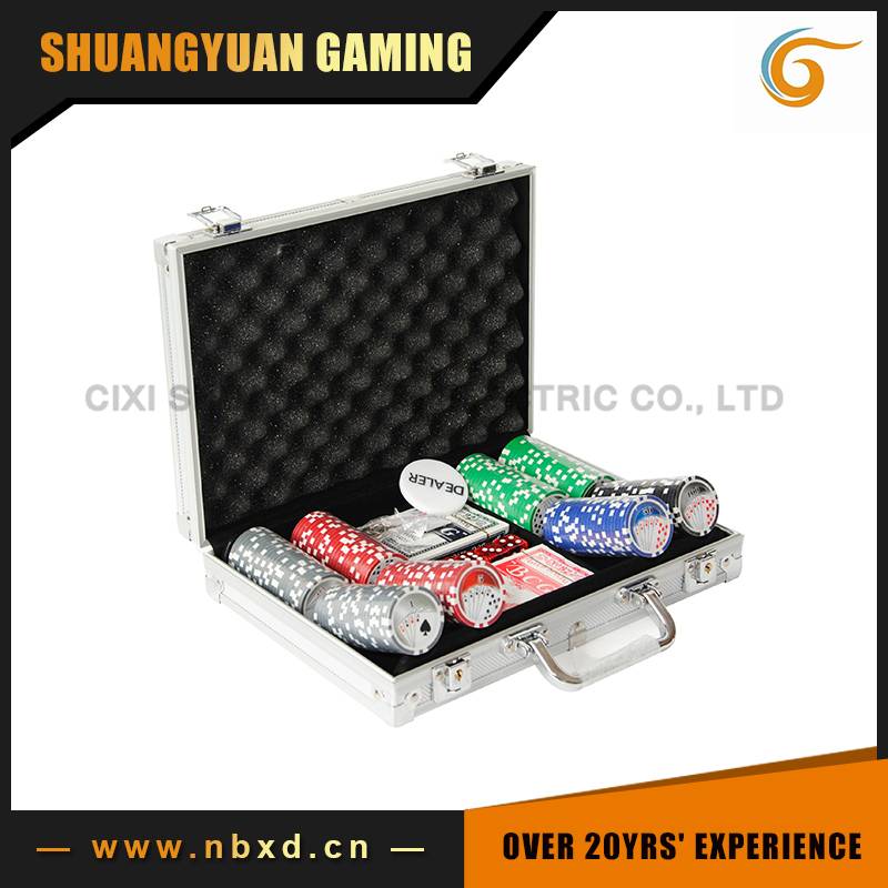 SY-S12 200pcs Poker Chip Set With Square Corner Aluminum Case