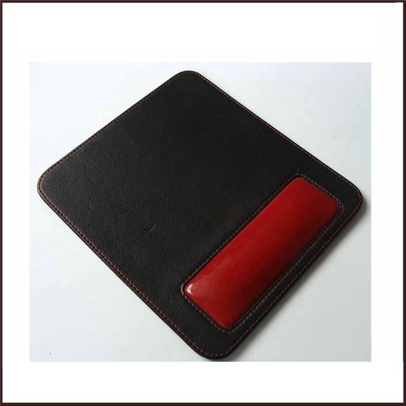 China Factory Wholesale Leather Mouse Pad Featured Image