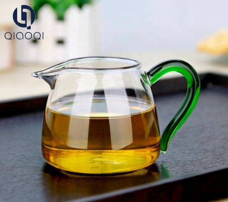 Clear Glass Tea Sharing Pitcher 300ml Glass Justic Cup with Color Handle