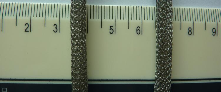 sknitting-wire-mesh-tube--(1)