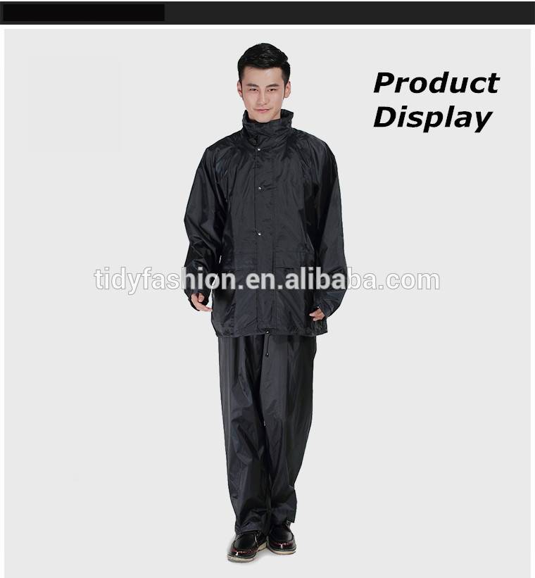 Trendy Breathable Waterproof Polyester Rain Suit for Men