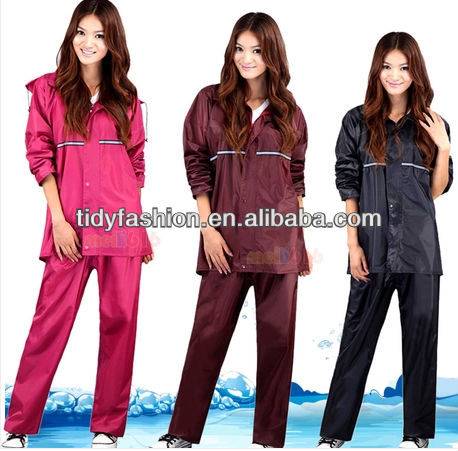 Reusable polyester coated pvc raincoat for Women