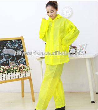 Breathable Yellow EVA plastic raincoats suit for Women