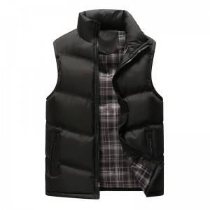 High-quality mens down vest to keep warm and thick