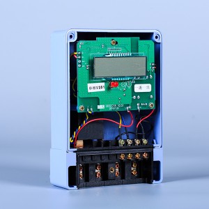Single-phase simple multi-function electronic energy meter