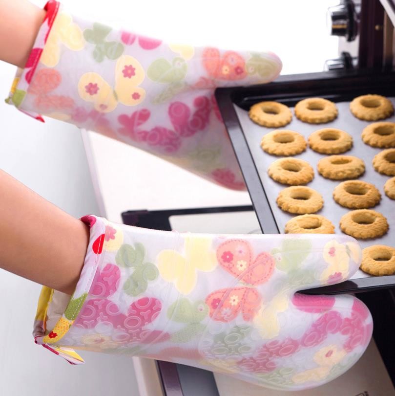 Transparent Silicone Cooking Gloves , Silicone Heat Gloves Butterfly Pattern