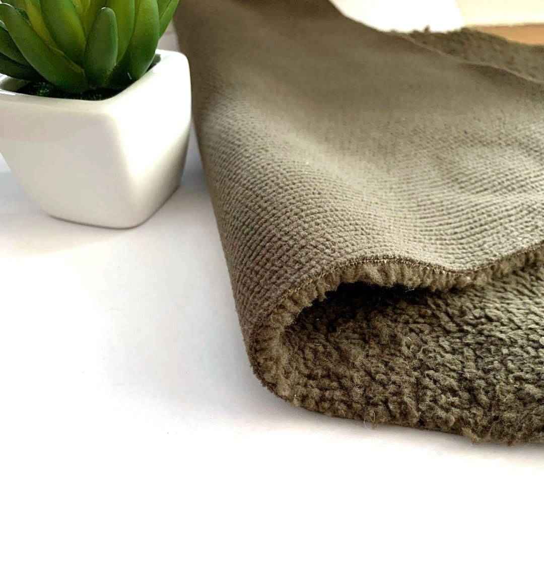 Shrink-Resistant 100% polyester plain dyed double faced fleece fabric bonded fabric with knitted sherpa fabric for garment