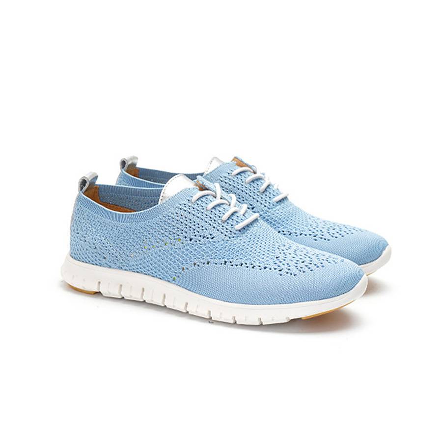 Women’s Breathable Memory Foam Sneakers Featured Image