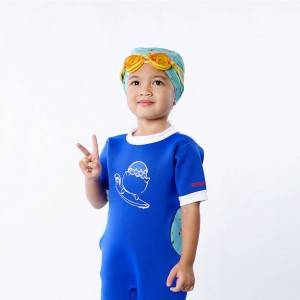 Soft and stretchable cartoon pattern children swimming cap manufactuer