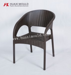 Plastični kalup za stolicu od ratana