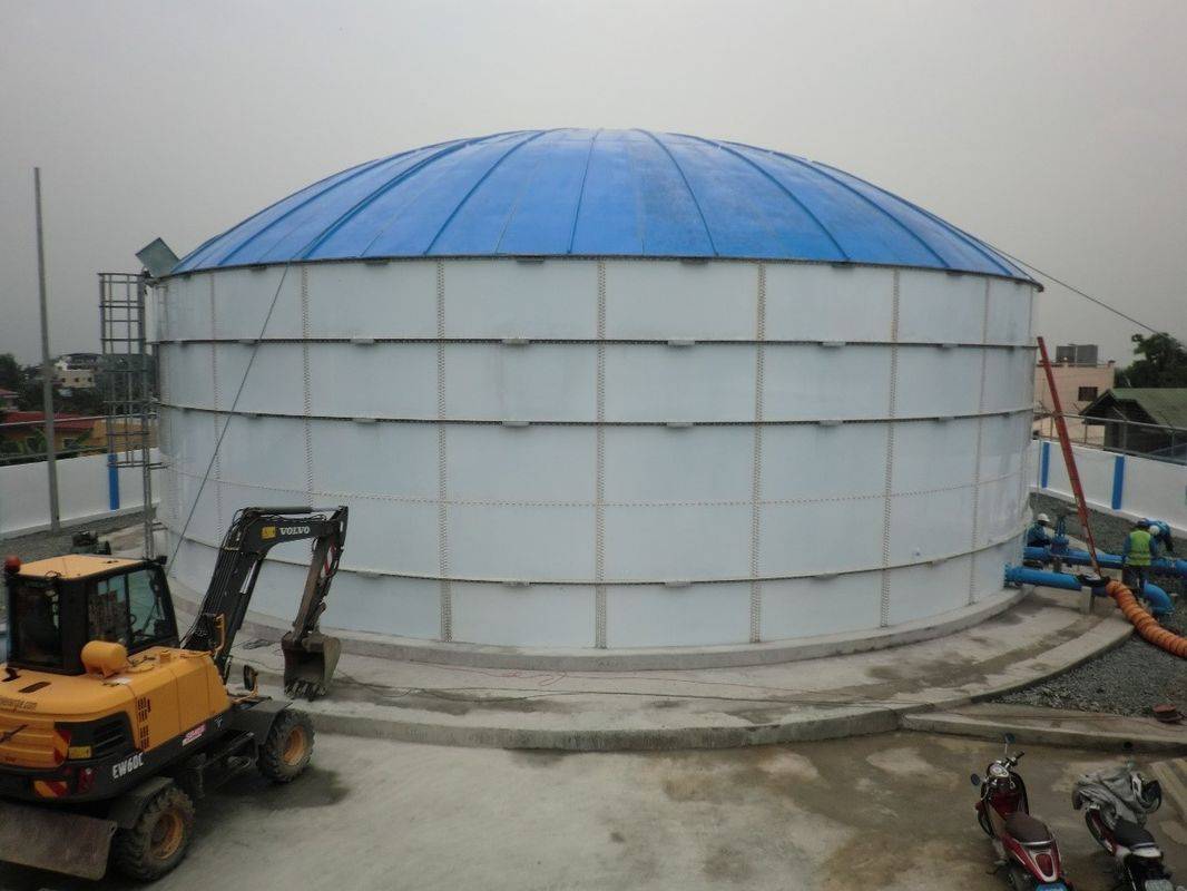 Anti Corrosion Drinking Water Storage Tank White Color Easy Maintenance