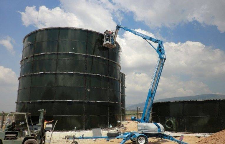 Vertical Liquid Storage Tanks International Standard Anti Corrosive Glaze Layer