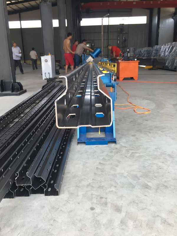 Metal storage rack /upright pillar roll forming machine