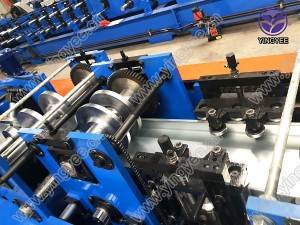 Fully automatic CZU purlin roll forming machine