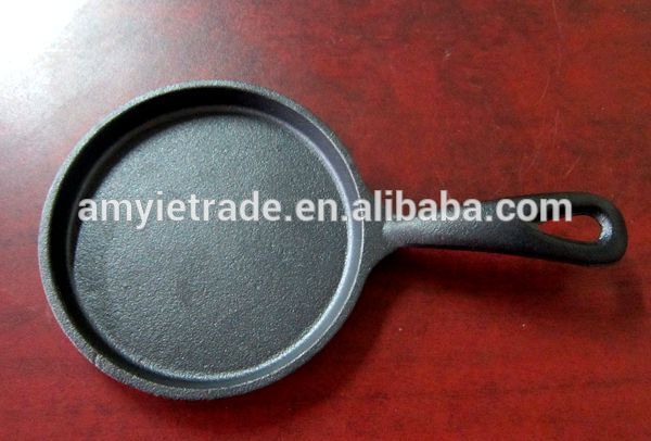 Manufacturer of Salad Bowl Set - Cast Iron Mini Round Fry Pan with Oil Finish – Amy