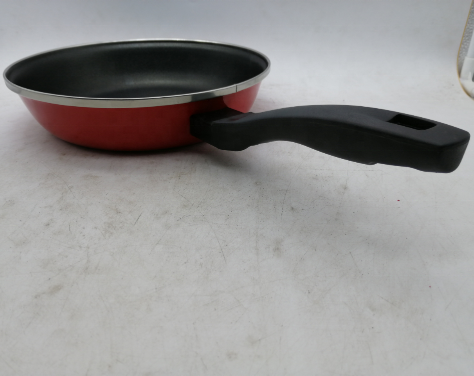 Enameled Cookware Enameled Carbon Steel Skillet With Plastic Handle