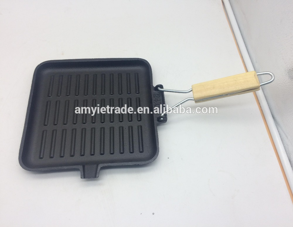 Non-stick Cast Iron 24x24cm grill pan with handle