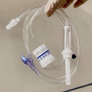 CE Approved Infusion Set with Flow Regulator