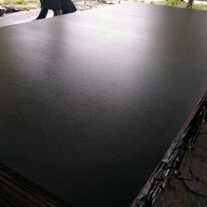 Edlon 4×8 5mm black film faced anti-slip plywood sheet for furniture