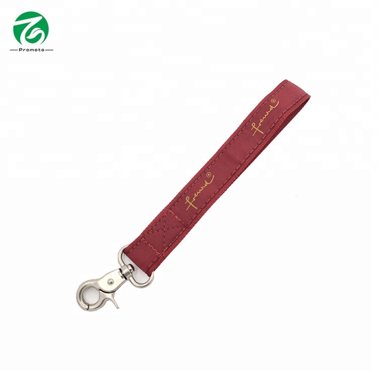 China Cheap price Lanyard Short - Short lanyard with pvc label and small carabiner keychain – Bison