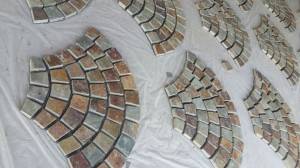 Natural Rusty  Fan Shape Paving Stone Flagstone On Mesh For Wall Cladding