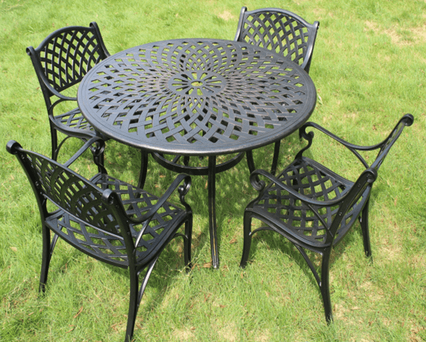 China Balcony Metal Garden Table Set Outdoor Garden Furniture Cast