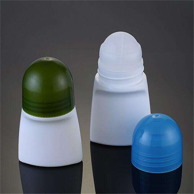 Hot sale 5m 10ml 30ml matte black frost plastic roll on bottle with stainless steel roller ball