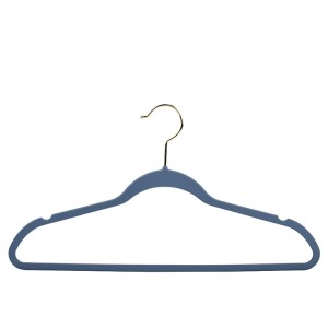 Thin hanger factory wholesale space saving plastic hanger with golden hook