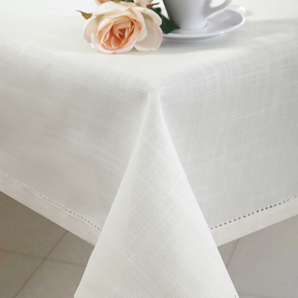 Plain Table Cloth With Ham-Stiching