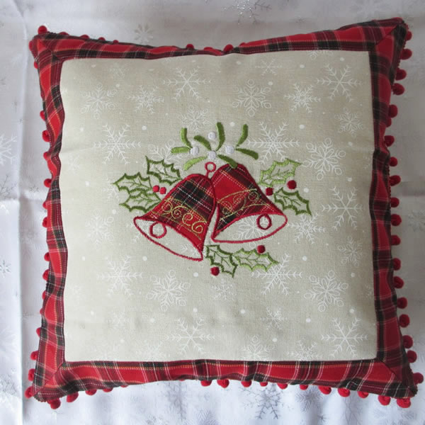 China OEM Corn Husk Pillow - Wholesale Embroidered Cushion For Christmas – Kingsun