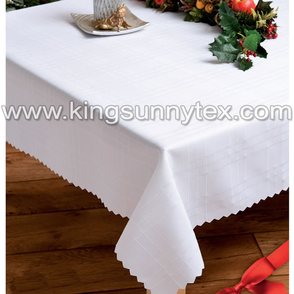 Polyester Jacquard Tablecloth In White Color