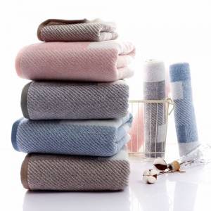 Yarn-dyed towel set