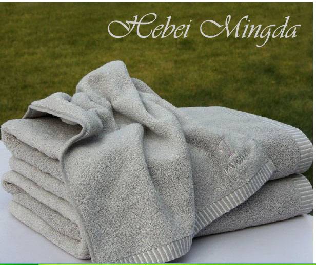 solid elegant bath towel