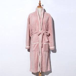 Cheap 100% polyester microfiber girls women women bathrobe
