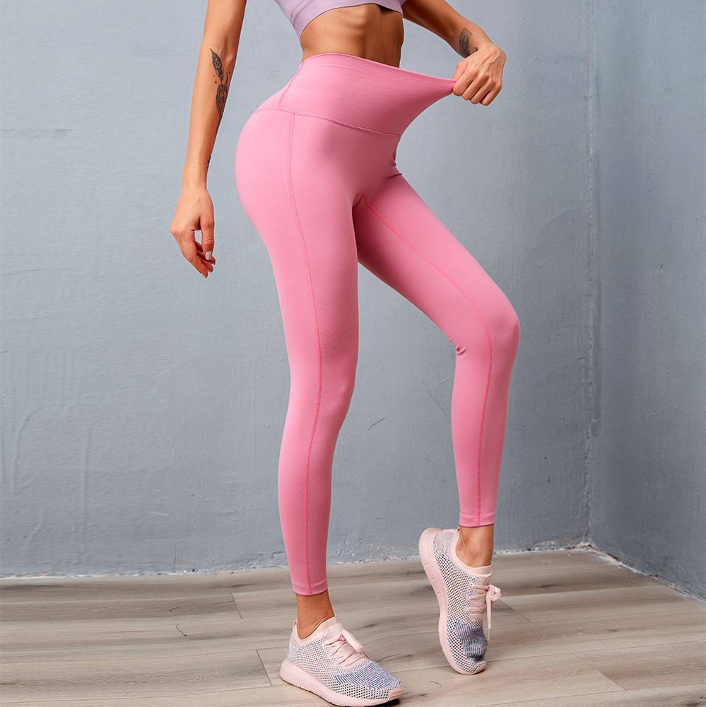 4 Cute Workout Outfits for Women. Nike IN