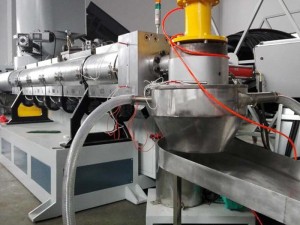 China Manufacturer for Pet Bottle Flakes Washing Machine – SJ150 pelletizing extrusion machine  – Riching Machinery