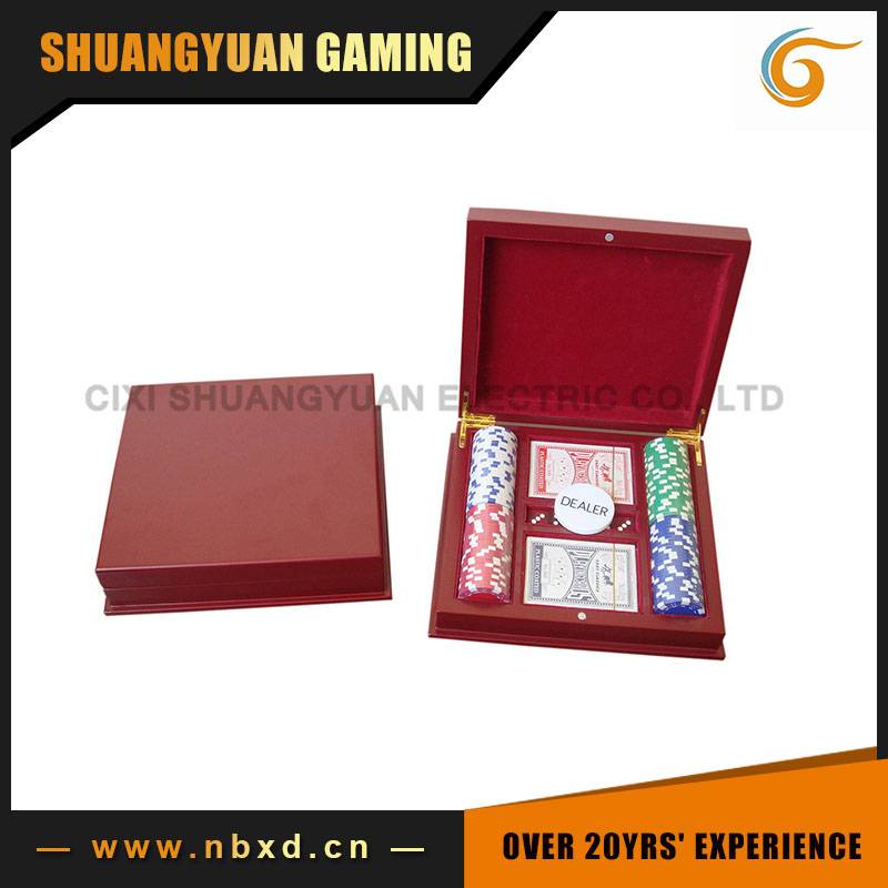 SY-S42 100pcs Poker Chip Set With Red Wooden Case