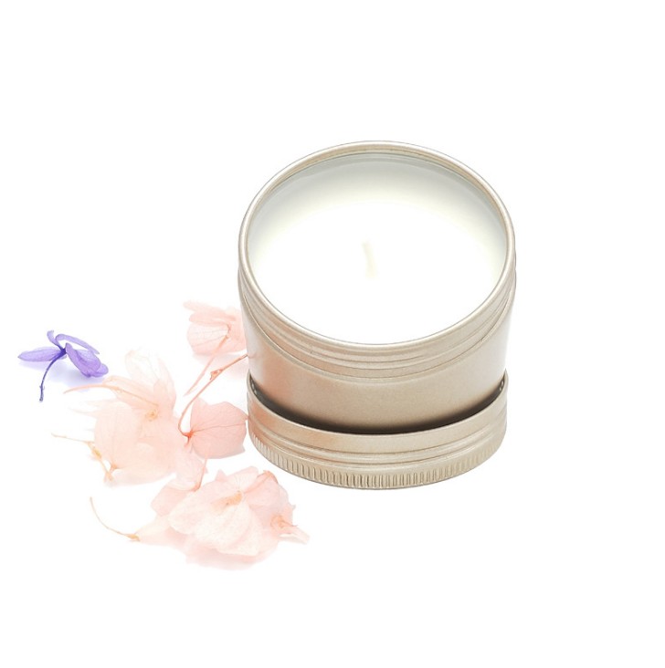 2020 Good Quality Customized Different 3 Wick Scented Soy Pillar Candle In Glass Jar For Home Decoration - Hot Selling 100% Natural Custom Soy Wax Scented Tin Candle For Decoration / Travel – Quanqi detail pictures