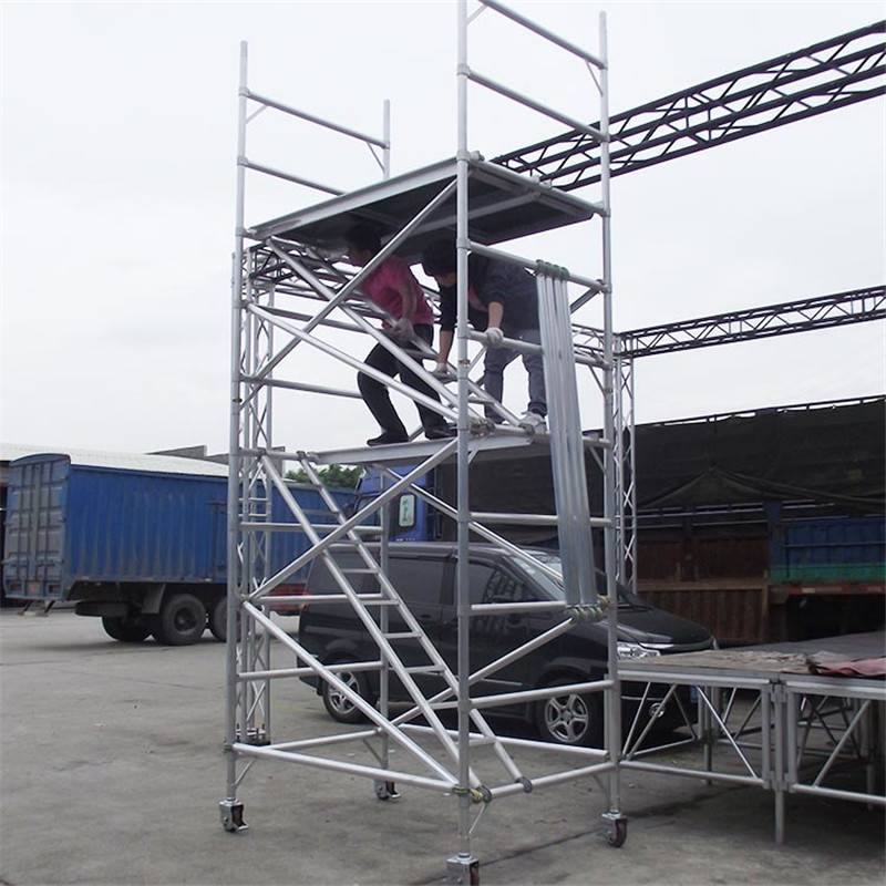 Sampmax-Aluminium-Scaffolding-Moving-Tower-with-Ladder