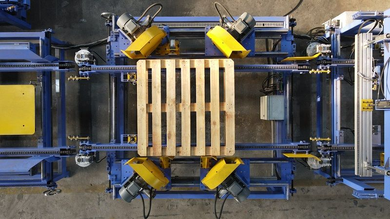 UAE customers purchase automatic wooden pallet production line (1)